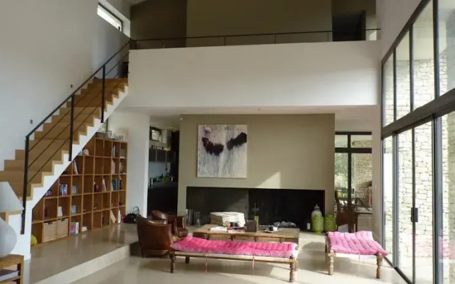 Provence Secrète-Contemporaine à Gordes