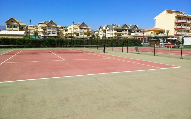 Tropicana Beach & Sun