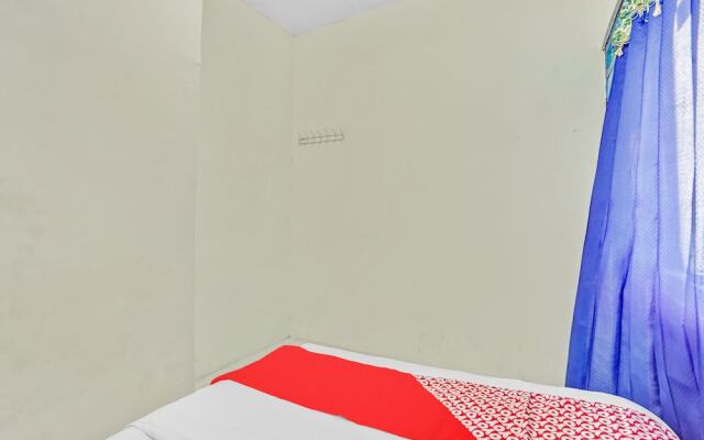 Homestay Jenggolo by Oyo Rooms