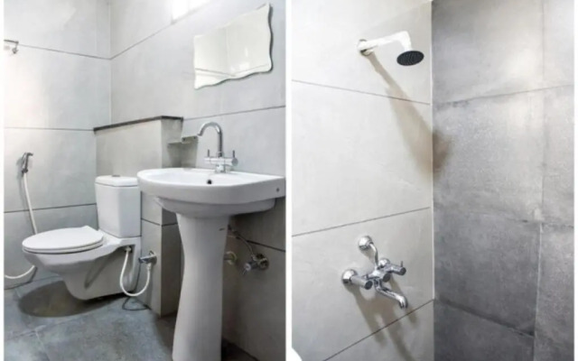 K Square by OYO Rooms