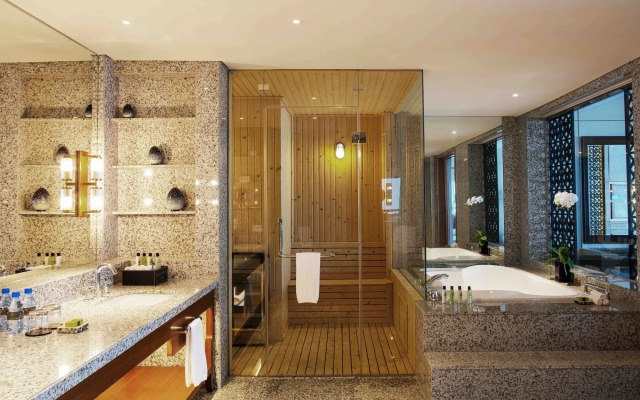InterContinental Hanoi Landmark72 by IHG