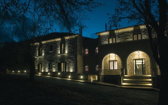 Levidi Suites