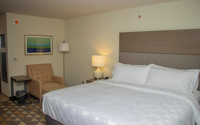 Holiday Inn Kansas City - Northeast by IHG