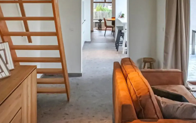 Stunning Home in Diksmuide With Wifi and 4 Bedrooms