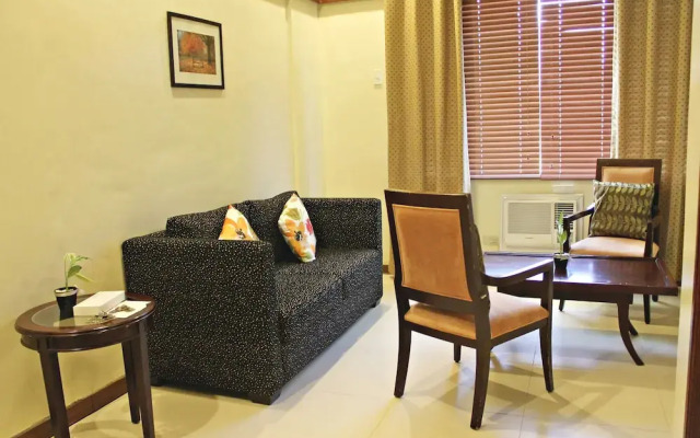 Shalom Hotel