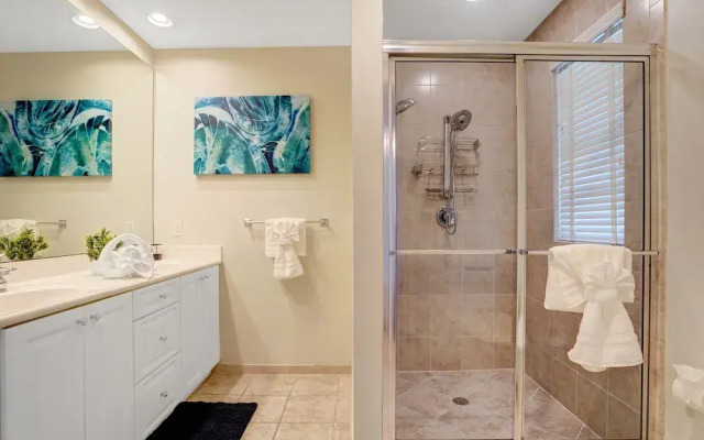 Fabulous 4BR home close to beach