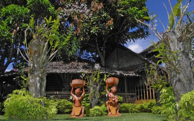 Madang Lodge Hotel