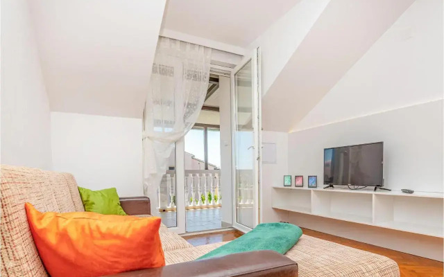 Two-Bedroom Apartment Vodice with Sea View 06