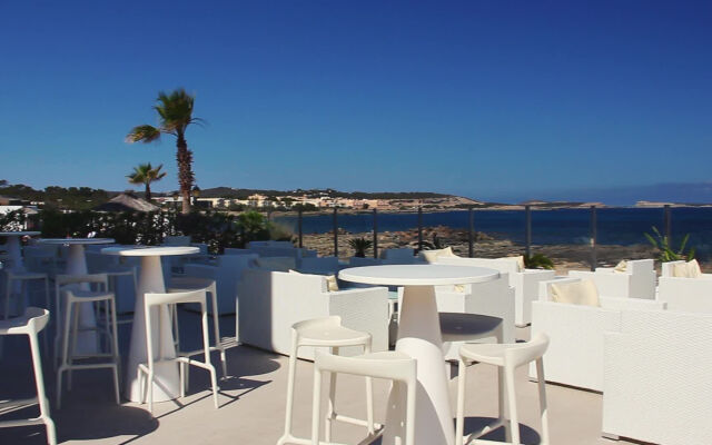 Nereida Aparthotel