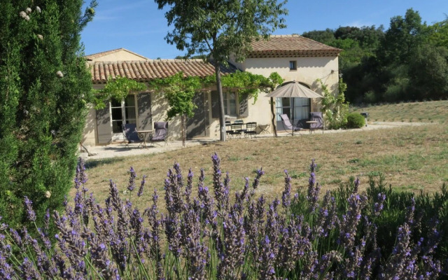 Le Clos D'Estellan - Gites & Suites