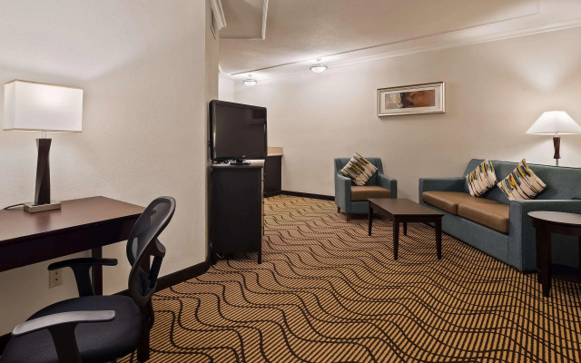 Best Western Plus Irvine Spectrum Hotel