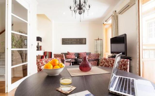 City Rooftop Paradise