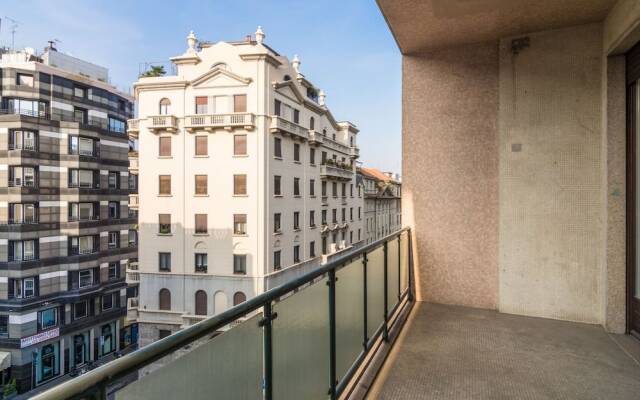 Luxury 3 Bedrooms Near Duomo