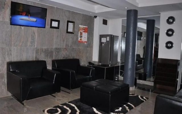 Latitude 1 Serviced Suites