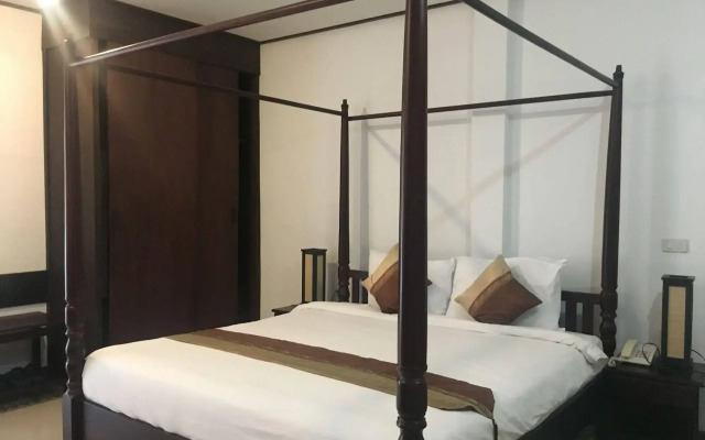 AV Hotel