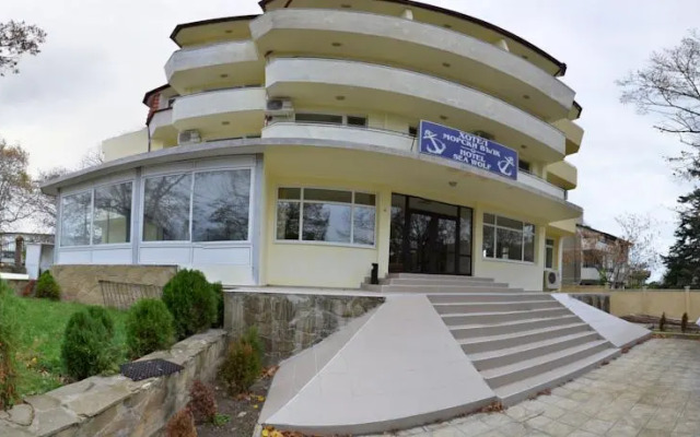 Sea Wolf Hotel