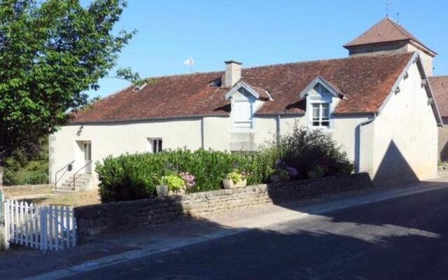Gîte Perrancey-les-Vieux-Moulins, 3 pièces, 4 personnes - FR-1-611-22