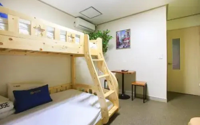 Hotel Y House Namdaemun