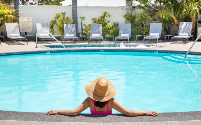 Portola Hotel & Spa at Monterey Bay
