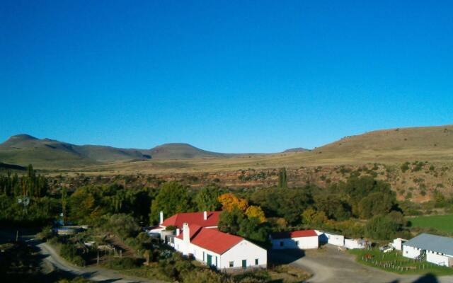 Ganora Guestfarm & Excursions