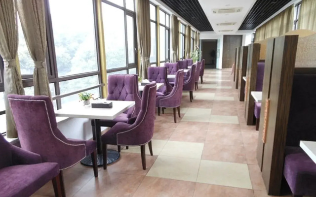 Fortune Forever Hotel