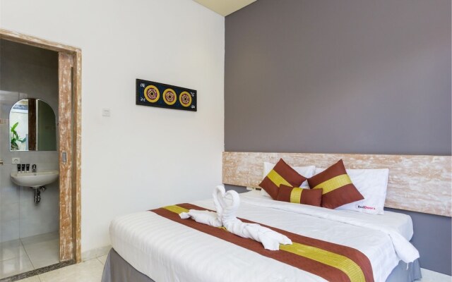 RedDoorz @ Denpasar Sanur 2