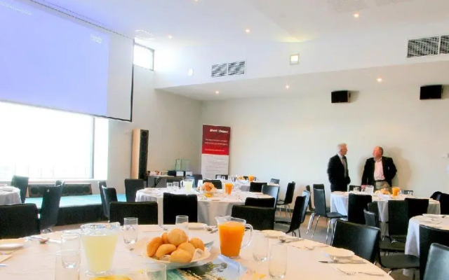 Mawson Lakes Hotel & Function Centre