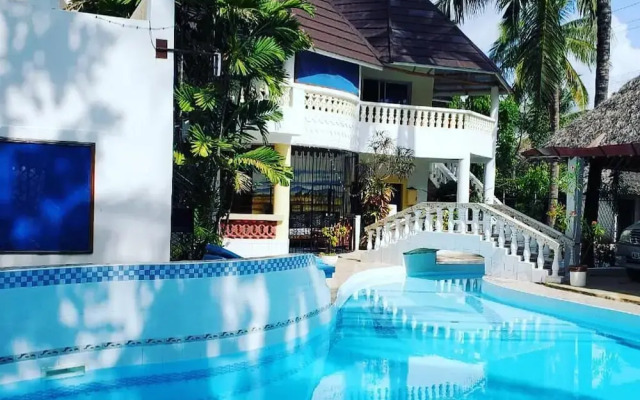 Lovely 4-bed Villa Family Oriented or a Smallgroup