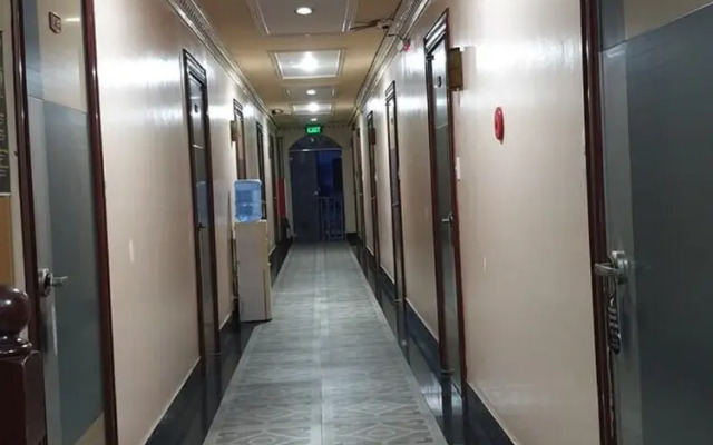 Oyo 654 Golden Hotel