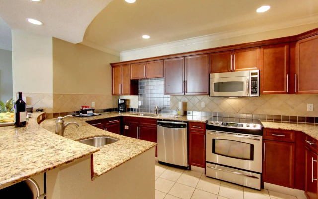 Emerald Grande Condominiums at HarborWalk Village
