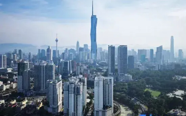 Riveria Premium Kuala Lumpur, Roam