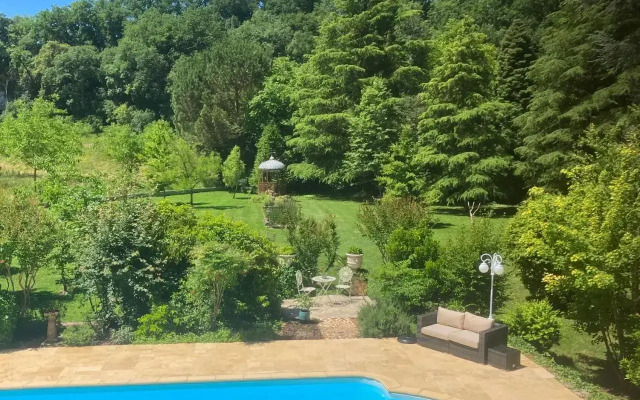 Le Petit Chateau - adults only property