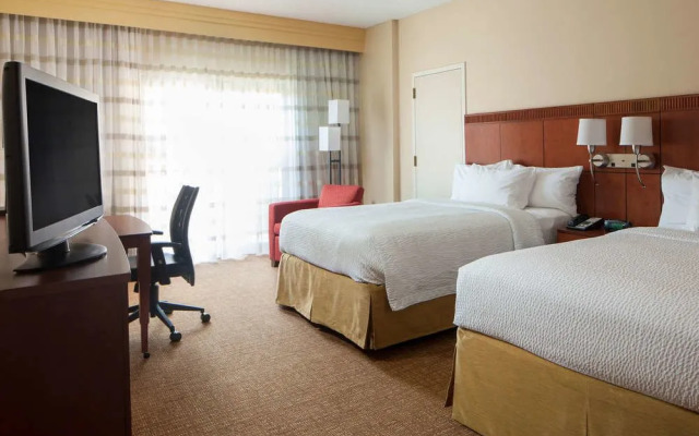 Courtyard Birmingham Homewood