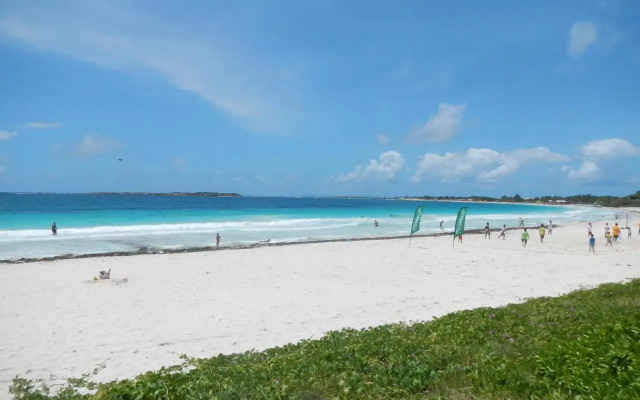 Villa Orient Bay