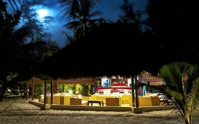 Le Domaine De Tam Hai Resort