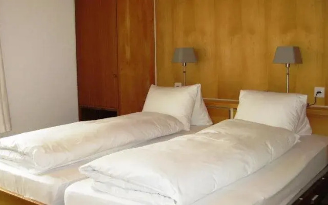 Hotel Adler Garni