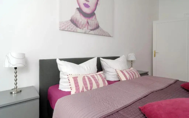 Grand Central Mitte Apartment