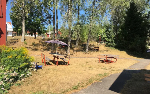 Cafe Sergel Bed & Breakfast