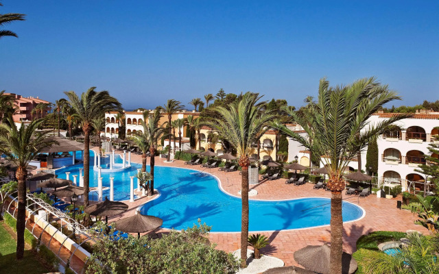Meliá Zahara Resort & Villas