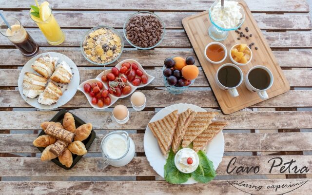 Cavo Petra Hotel