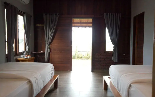 Emir surfcamp