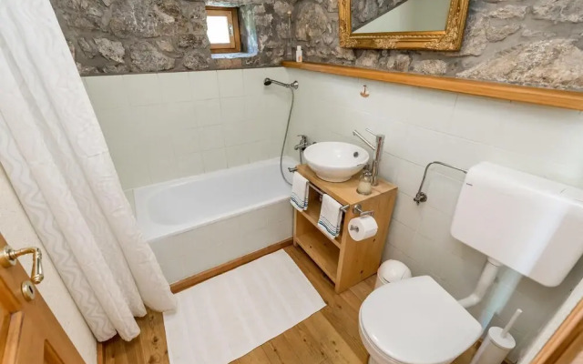 Awesome Home in Poljane With 3 Bedrooms, Wifi and Outdoor Swimming Pool