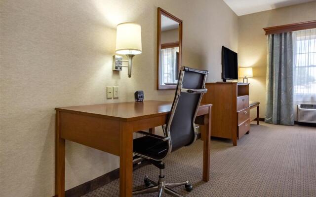 Comfort Suites Hotel and Conference Center