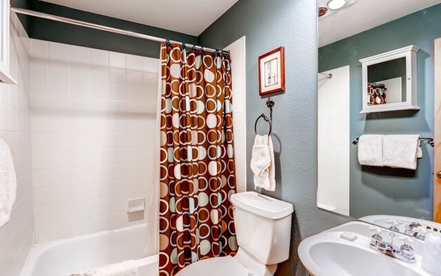 Tenderfoot 2616 2 Br condo by RedAwning