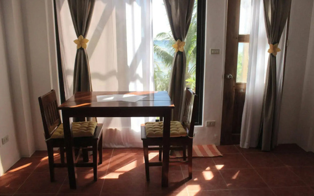 Island View Beachfront Resort