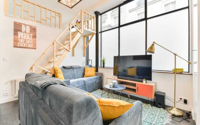 Renovated Design Apartment in Montparnasse