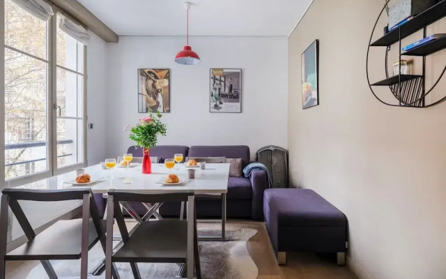 Paris Marais Bouquet Residence