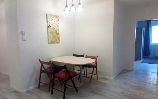 Nr.1 Perfect 3 bedrooms Near To Main Train Station