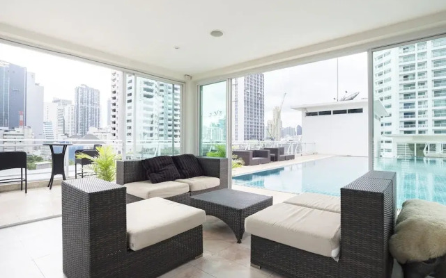 Maple Haus Sukhumvit 33 by Favstay