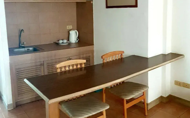 Walking Street Hostel by New Wave - Adults Only